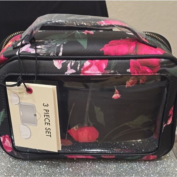 Ted Baker London Floral 3-PC Cosmetic Bag Set- Scattered Bouquet - Picture 6 of 11